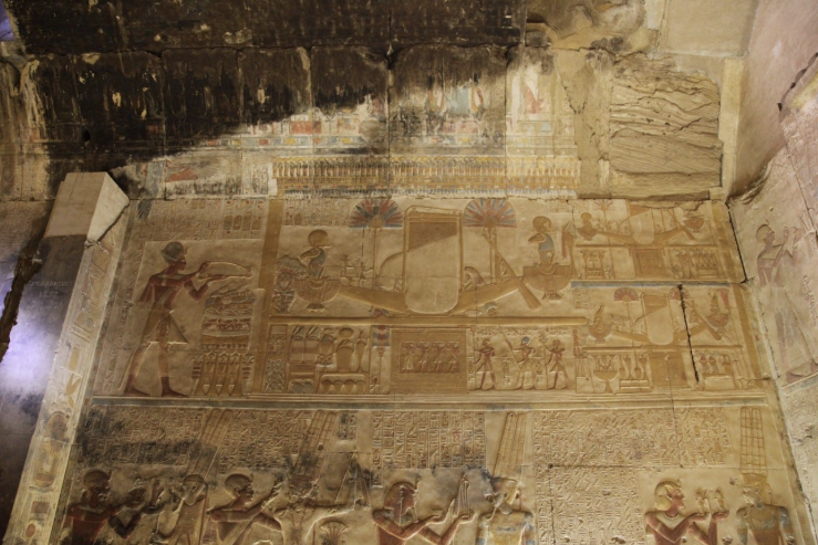 Beyond Beauty : The 9,000 Year Old Magic of Crystal